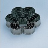 18-0クッキーカッター 20mm6ヶ入（缶入） 花